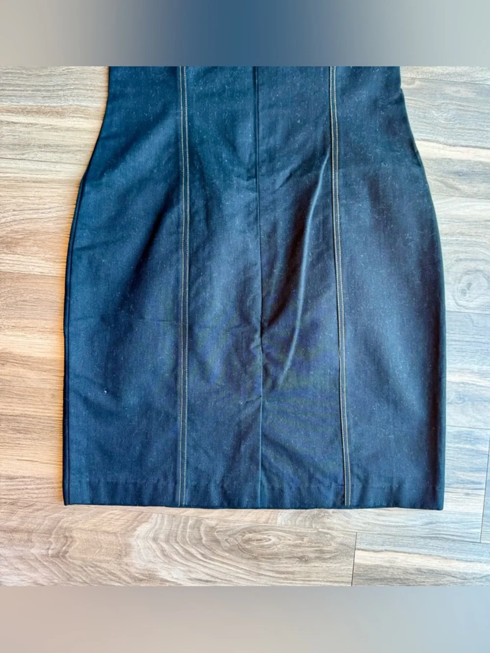 Elevated‎ Tailored Strapless Dress Structured Panel Seam Silhouette